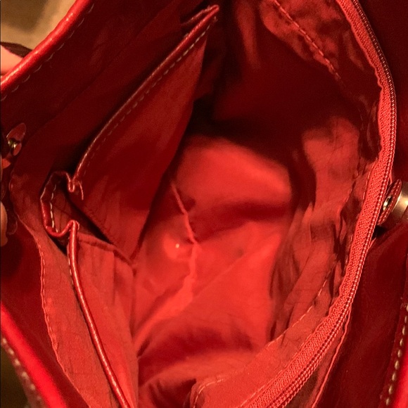 Rosetti Red Leather Shoulder Bag - Picture 14 of 16